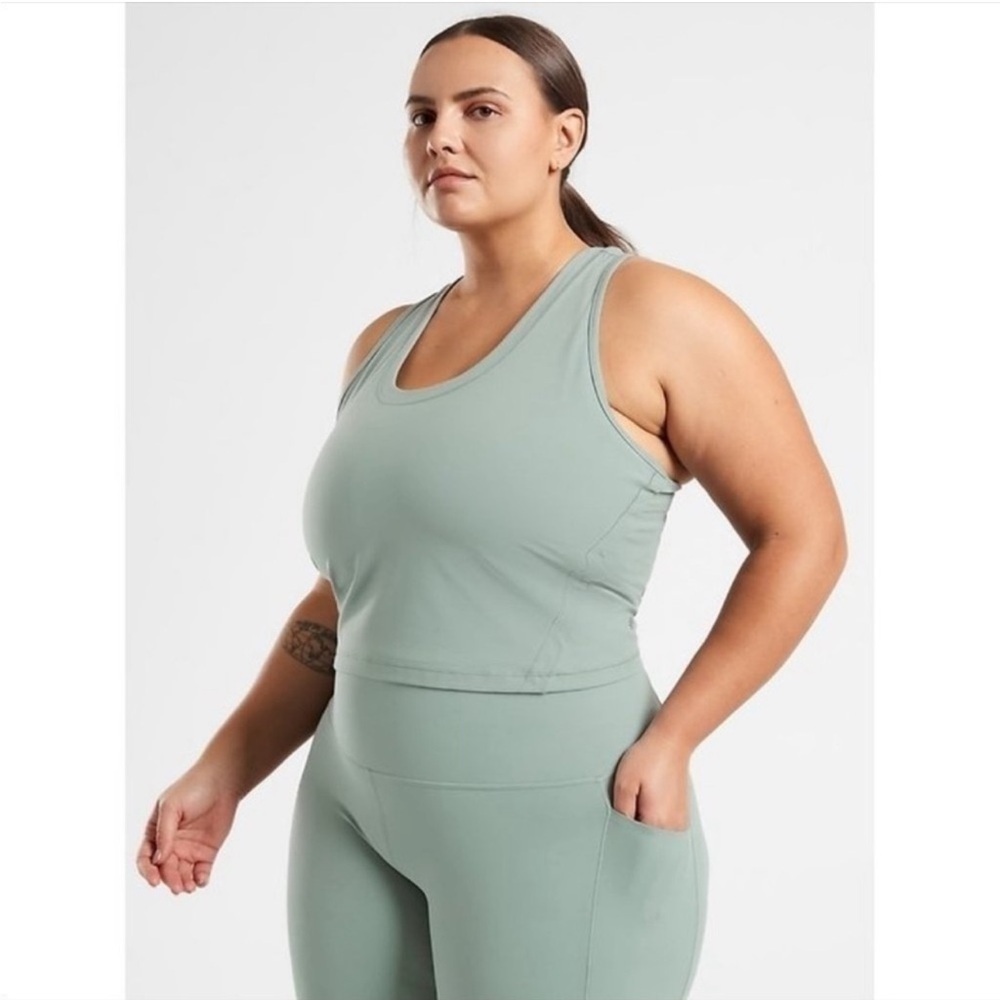 Nwt Athleta Shanti Crop Tank 3.0
CamisoleCourte,
